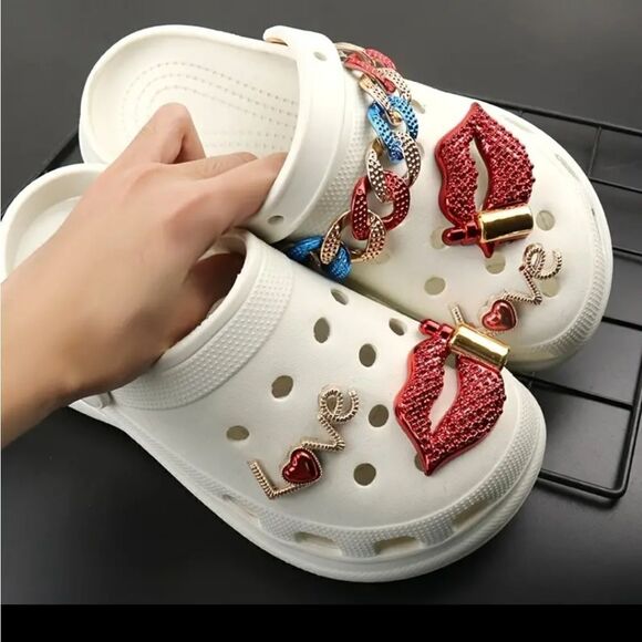 6pc. Glamour Croc Charms - Picture 3 of 6